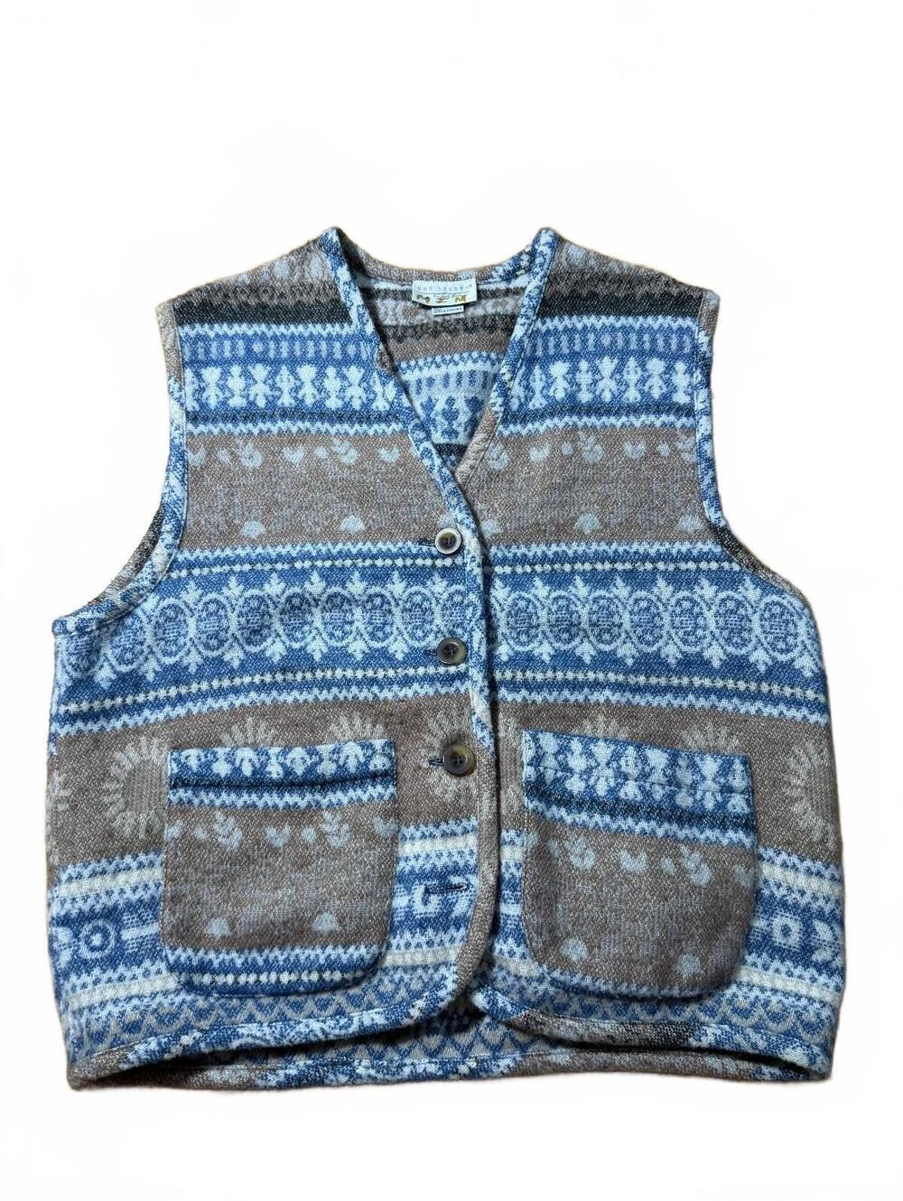 90s Vintage Van Heusen Women's Patterned Sweater Vest Size M